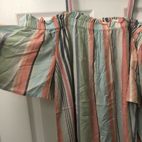 Off The Shoulder Striped Dress. - Picture 2 of 2